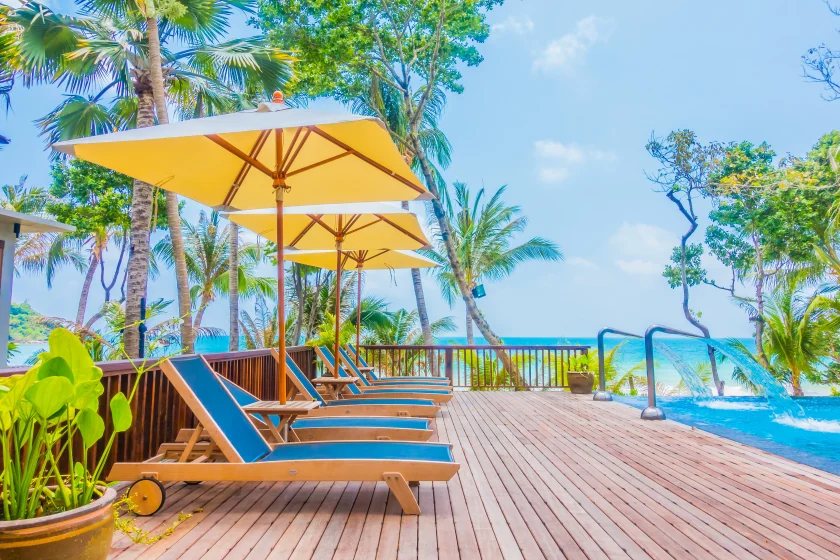 What is Composite Decking, and How Does it Differ from Traditional Wood Decking?